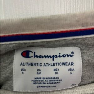 Champion sweat shirt size small.